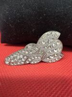 Broche silberfarben mit Glitzersteinen gebraucht
