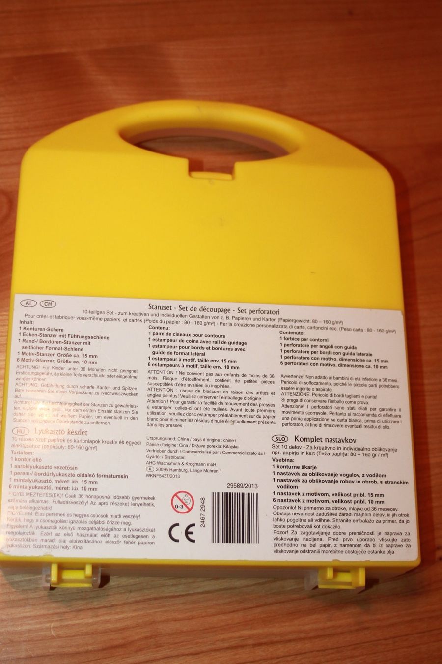 Kit bricolage: 2 Stanzsets von Jako-o – Usato da Wenslingen venduto da Strick4Alpaca 1