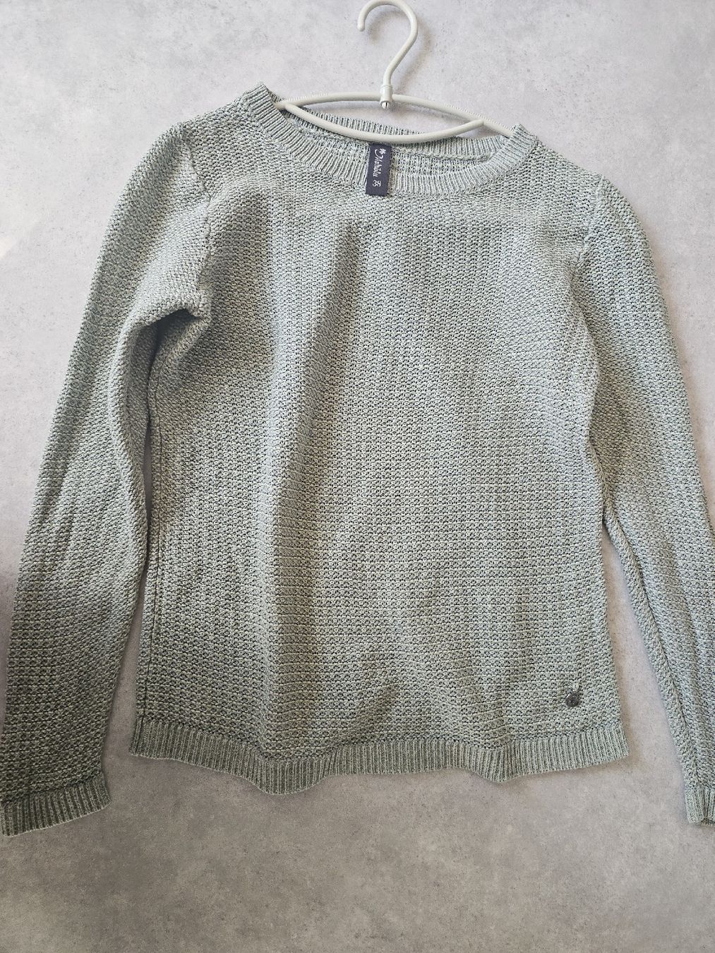 Pulls & Sweat-shirts: Pull  Taille 38 en maille vert clair – D'occasion à Sornetan par T.a333 3