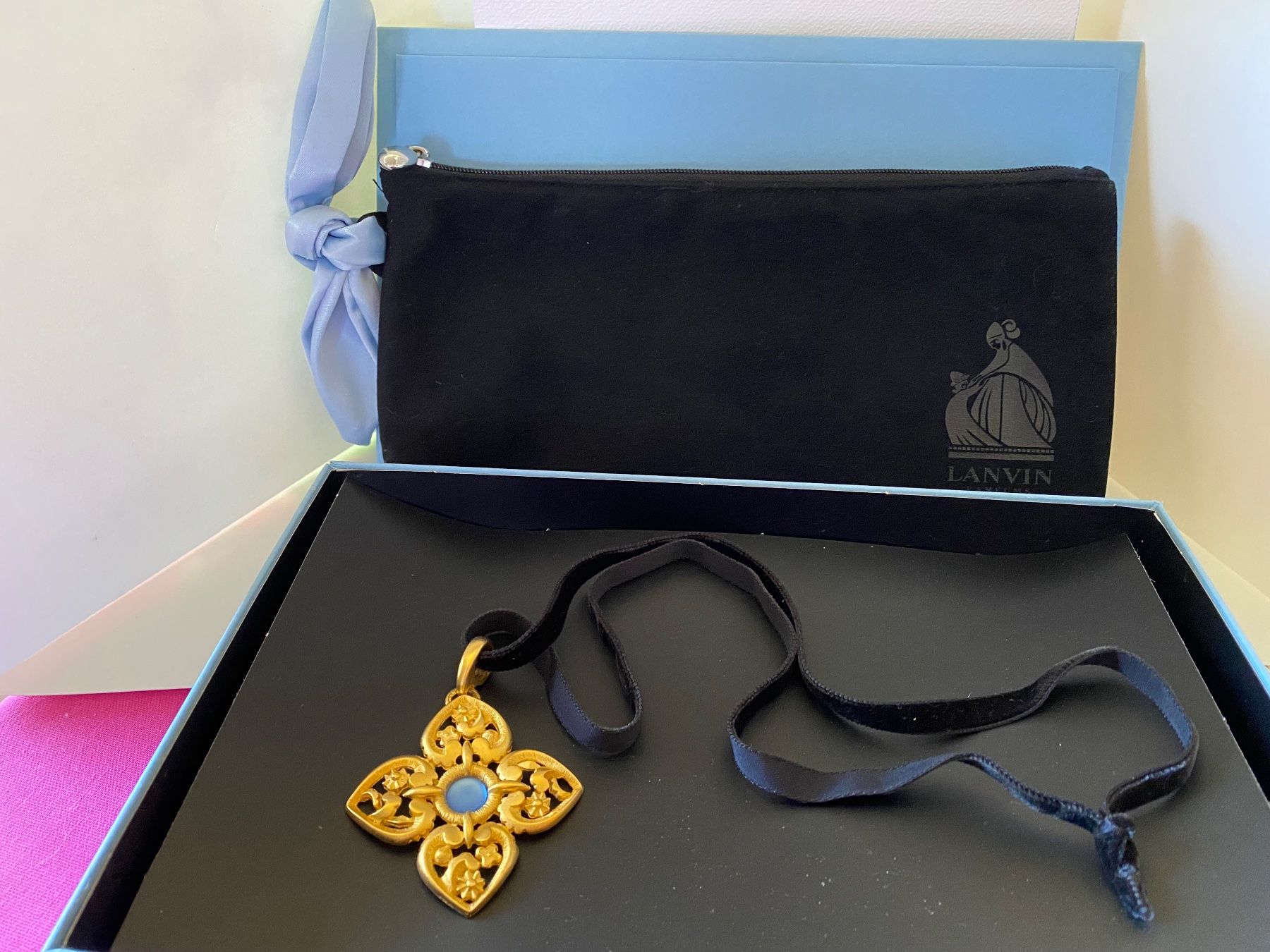 Lanvin Ketten: Collier, boîte et trousse Lanvin – Neu (gemäss Beschreibung) aus Bouveret von wes_7zll