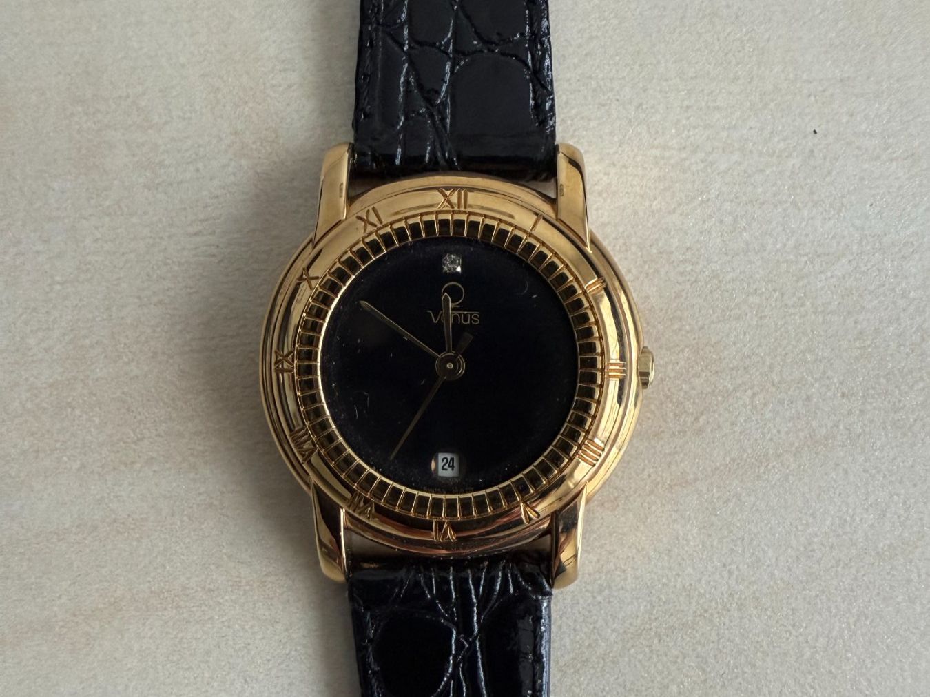 Venus Uhren: Damen Uhr - VENUS, swiss – Neu und originalverpackt aus Zug von Cry71