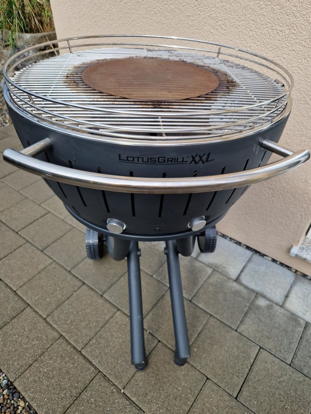 Lotusgrill Grills: Lotusgrill XXL – Gebraucht aus Thal von  3