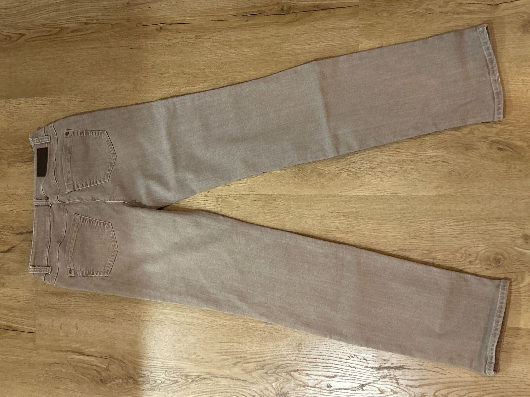 Gerry Weber Jeans: Jeans hellbraun von GERRY WEBER EDITION – Usato da Brunnen venduto da Nala2929 1
