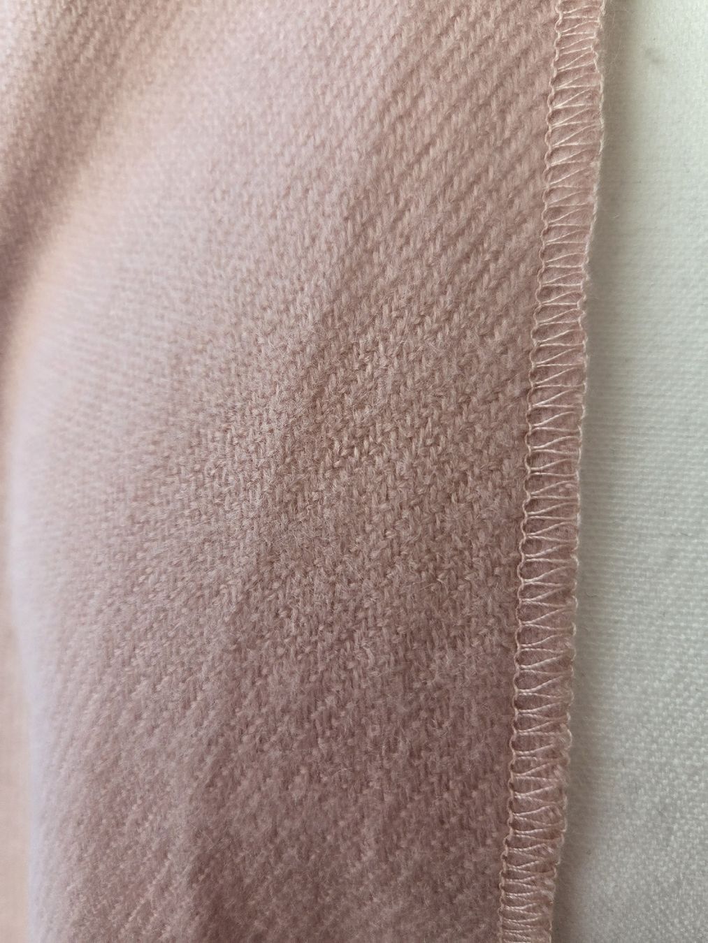 Altro in Moda donna: Damen Umhang/Cape hellrosa mit Fransen Onesize – Nuovo (secondo la descrizione) da Hittnau venduto da SirKahn 1