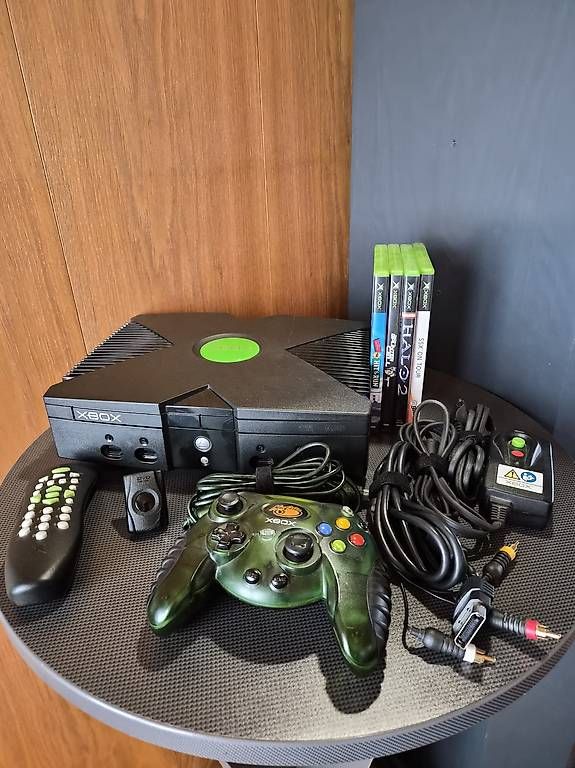 Console: Xbox Classic, Inkl. Kabel, Controller, DVD Adapter, 4 Spiele – Usato da Berg TG venduto da pas_mft2
