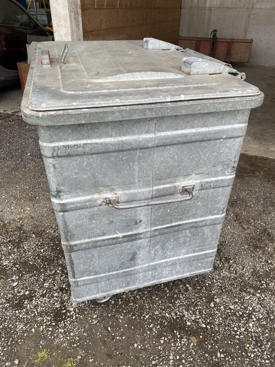 Altro per Ufficio & Commercio: Container stahl 800 Lt. – Usato da Hochdorf venduto da pajo67