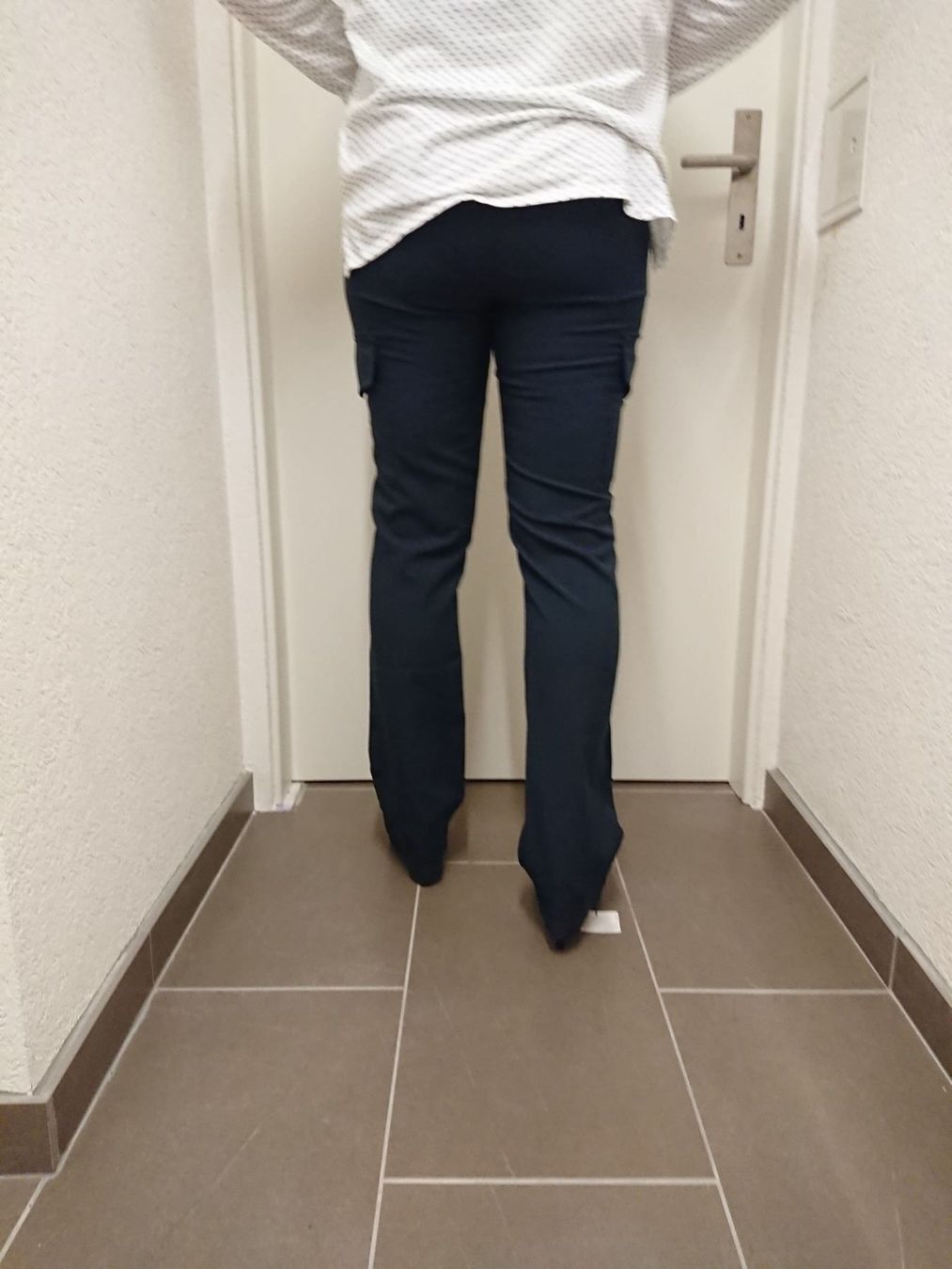 Hosen: Pantalon marine marque HENNES t.38 – Neu (gemäss Beschreibung) aus Agiez von chouchanelle 4