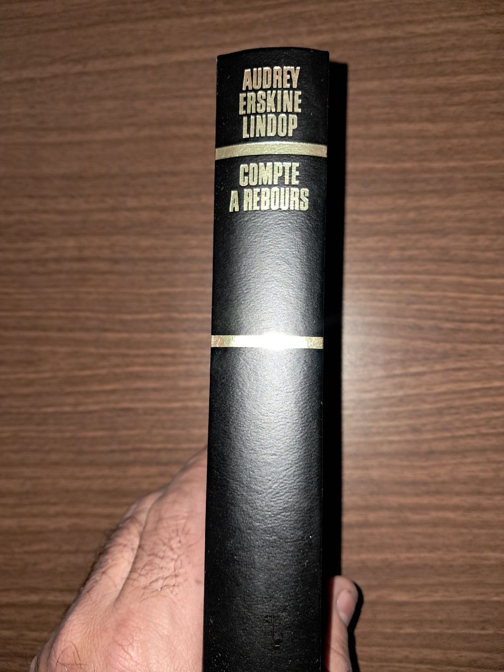 Libri: Compte a rebours – Usato da Le locle venduto da juliensaran 3