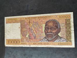 10000 francs/2000 arary Madagascar 1996