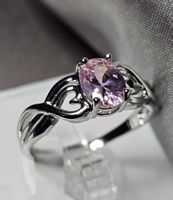 Eleganter Ring mit rosa Zirkonia, Gr. 8