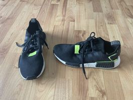 Adidas boost, schwarz-gelb, Grösse 44