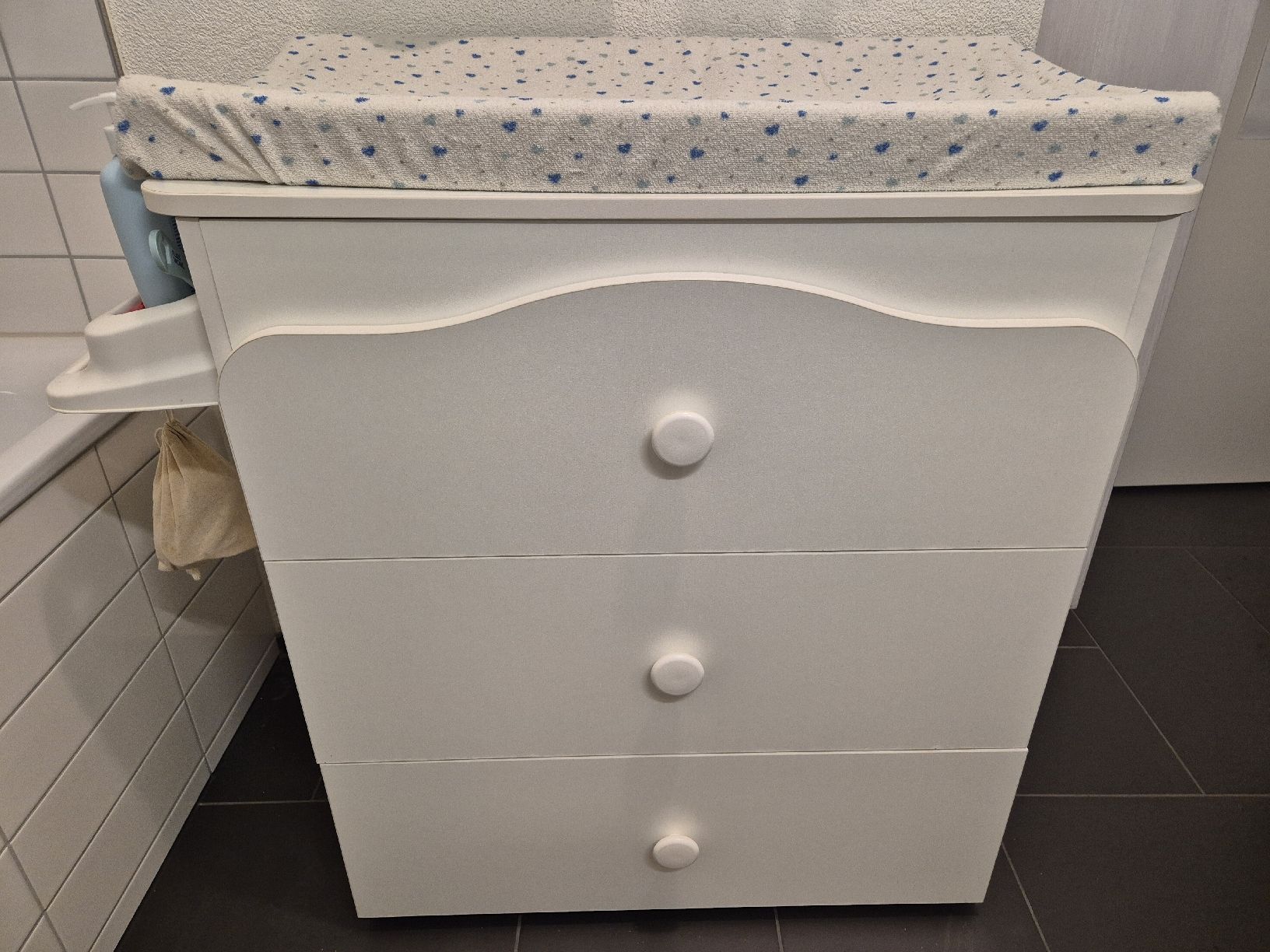 Cassettiere: Badezimmer kommode – Usato da Lenzburg venduto da wojcikar