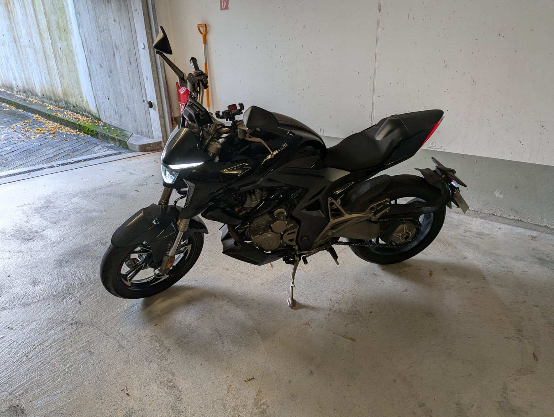 Zontes Strasse: Zontes 310R – Gebraucht aus Schlieren von ZH54 1