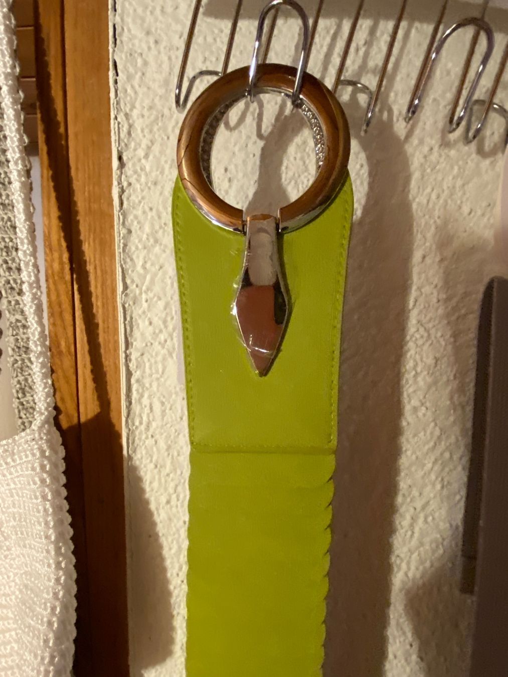 Cinture: DAMEN STRETCH GÜRTEL,GRÜN – Nuovo e nell'imballaggio originale da Meienried venduto da ManuelaBoutique