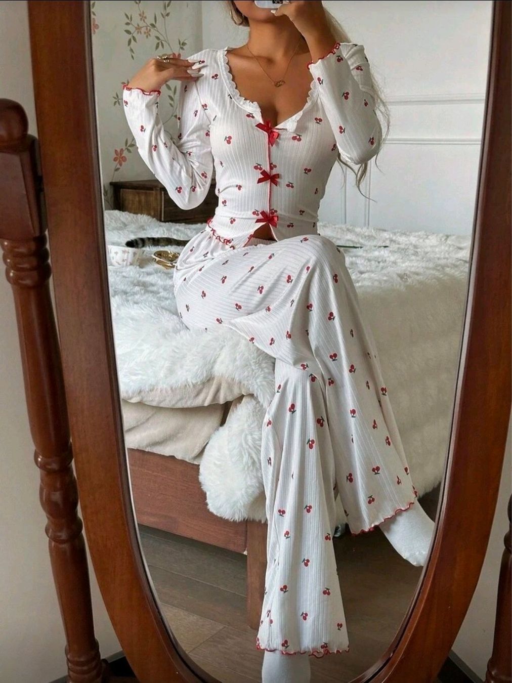 Negligees & Pigiami: Süsses Kirsch-Pyjama Set - 44 - Coquette Style – Nuovo (secondo la descrizione) da Thalwil venduto da VitaMini 2