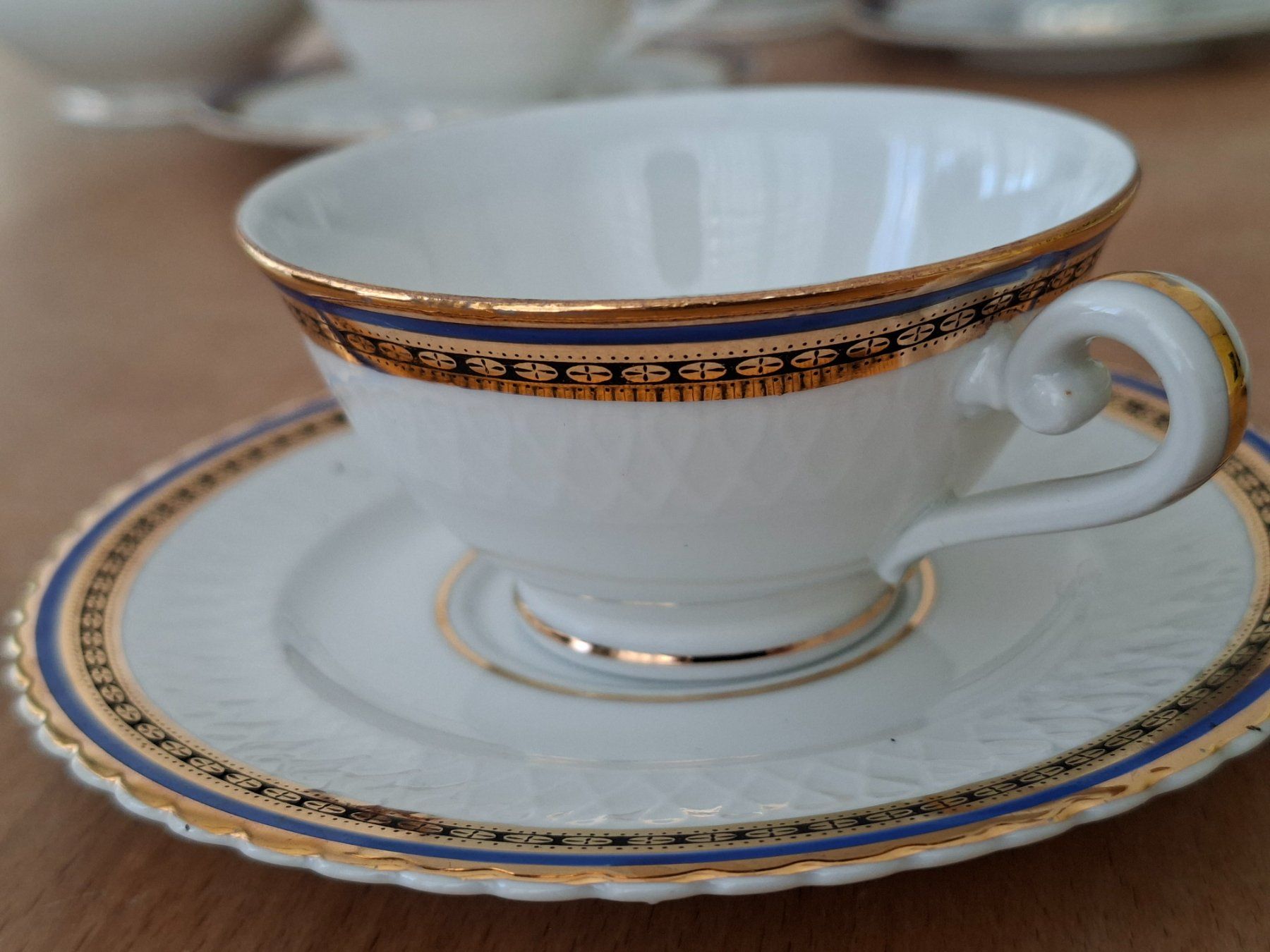 Seltmann Set di piatti: Mokka Set mit Goldrand – Usato da Sargans venduto da waldwespe 4
