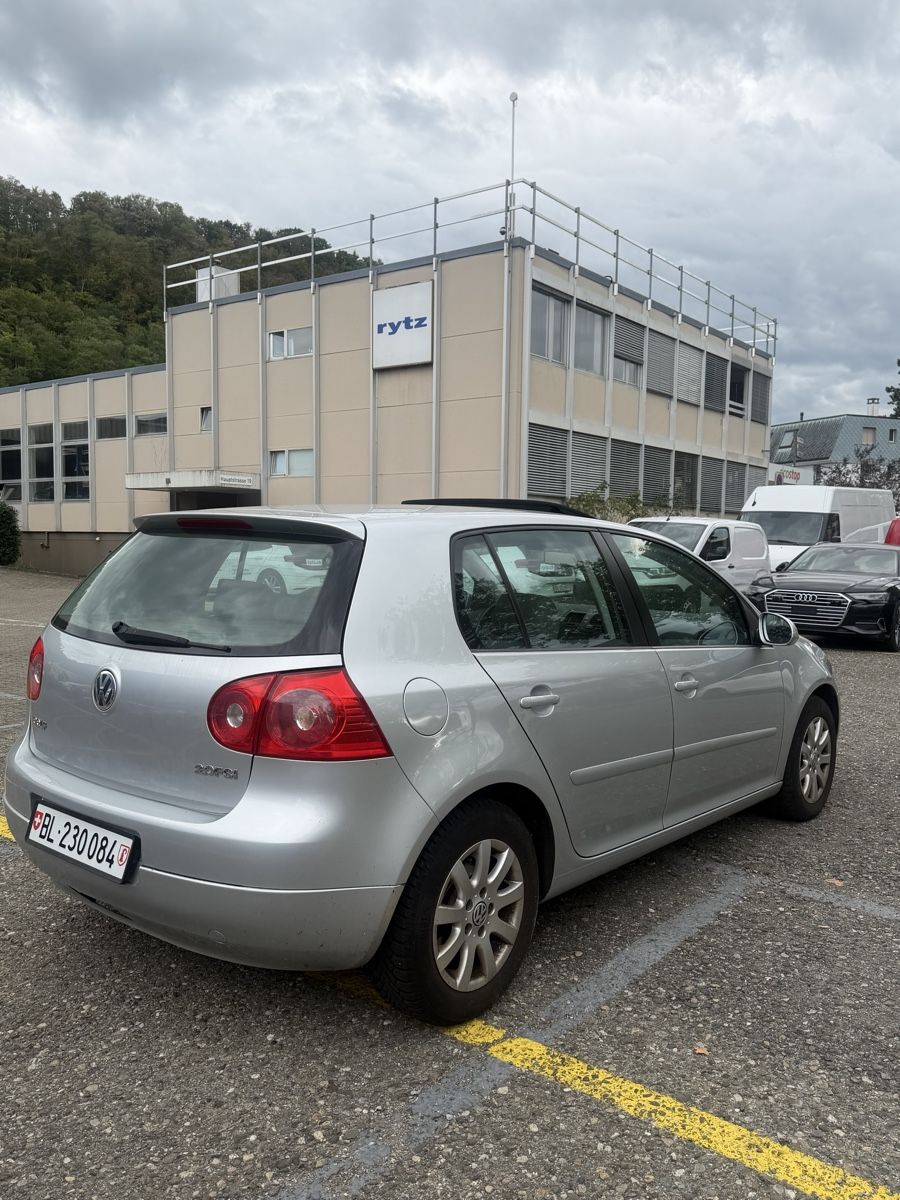 VW Autos: Golf 5  – D'occasion à Böckten par Ximiardita 4