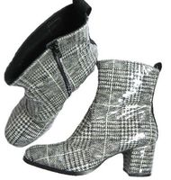 Gr. 40 DONNA CAROLINA Lack Stiefeletten schwarz weiss