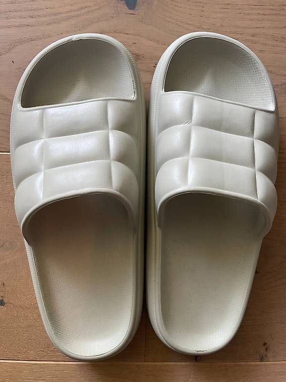 Scarpe da uomo: Claquettes taille 35-36 – Usato da Bavois venduto da Nanao12
