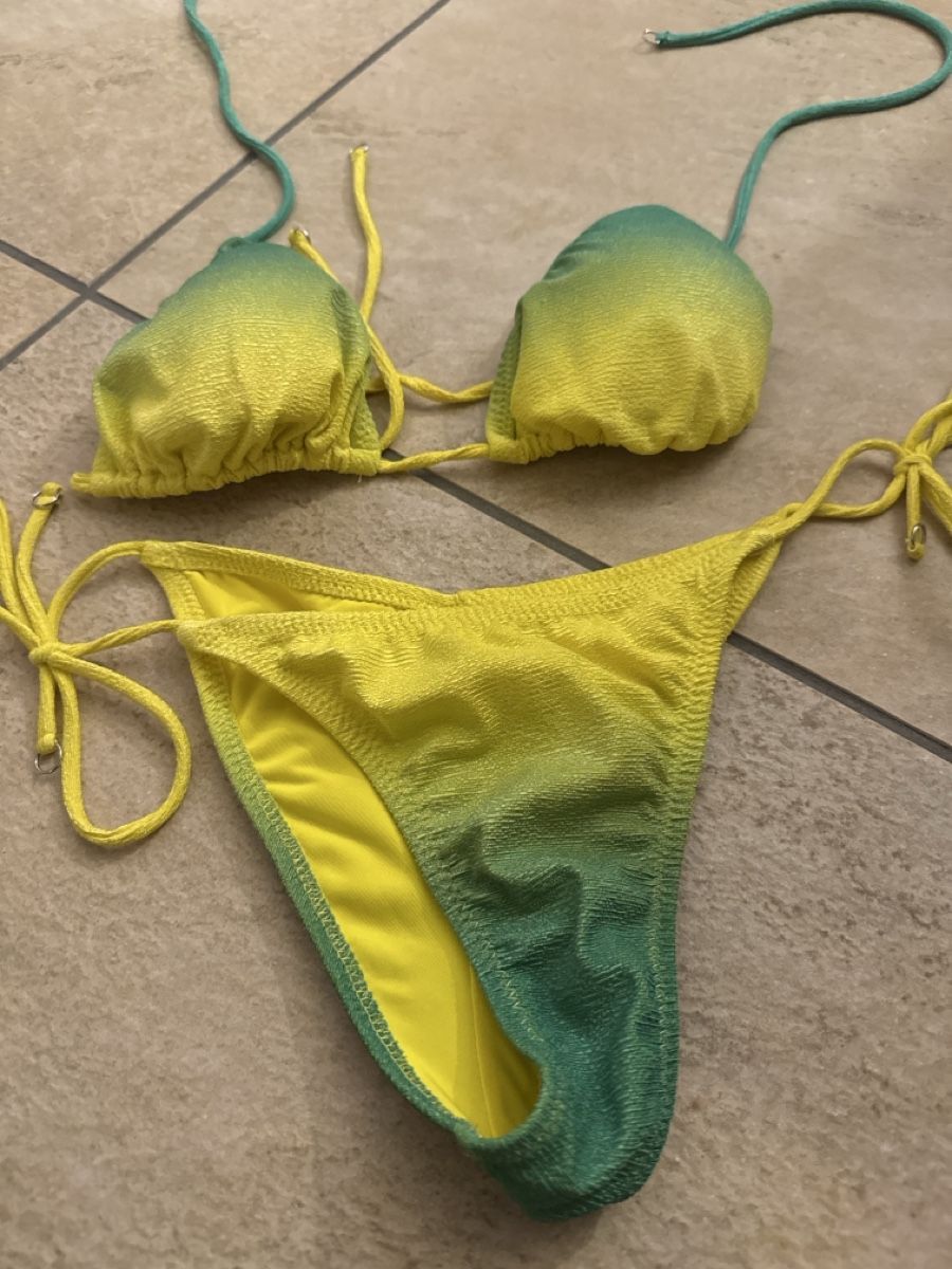 Badekleider & Bikinis: Bikini Grösse S – Gebraucht aus Otelfingen von Tommy112 1