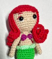 Handgemachte Amigurumi Puppe – Meerjungfrau 12 cm - Neu