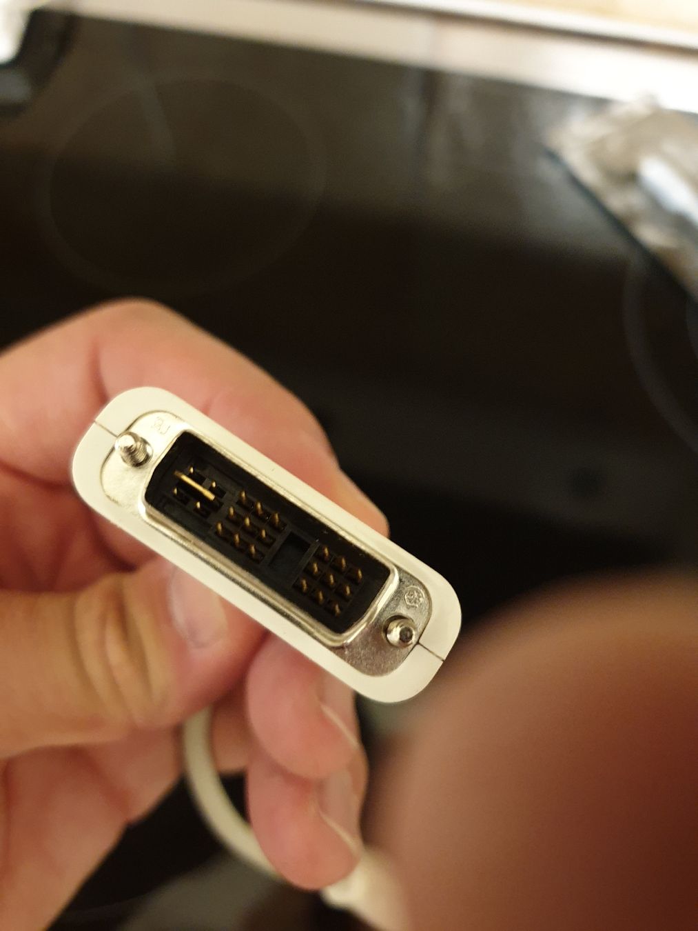 Apple Unità & Adattatore: Apple DVI zu VGA Adapterkabel 35 – Usato da Ittigen venduto da Ziok187 2