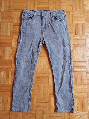 Jean Levi's Homme taille 33x34 gris