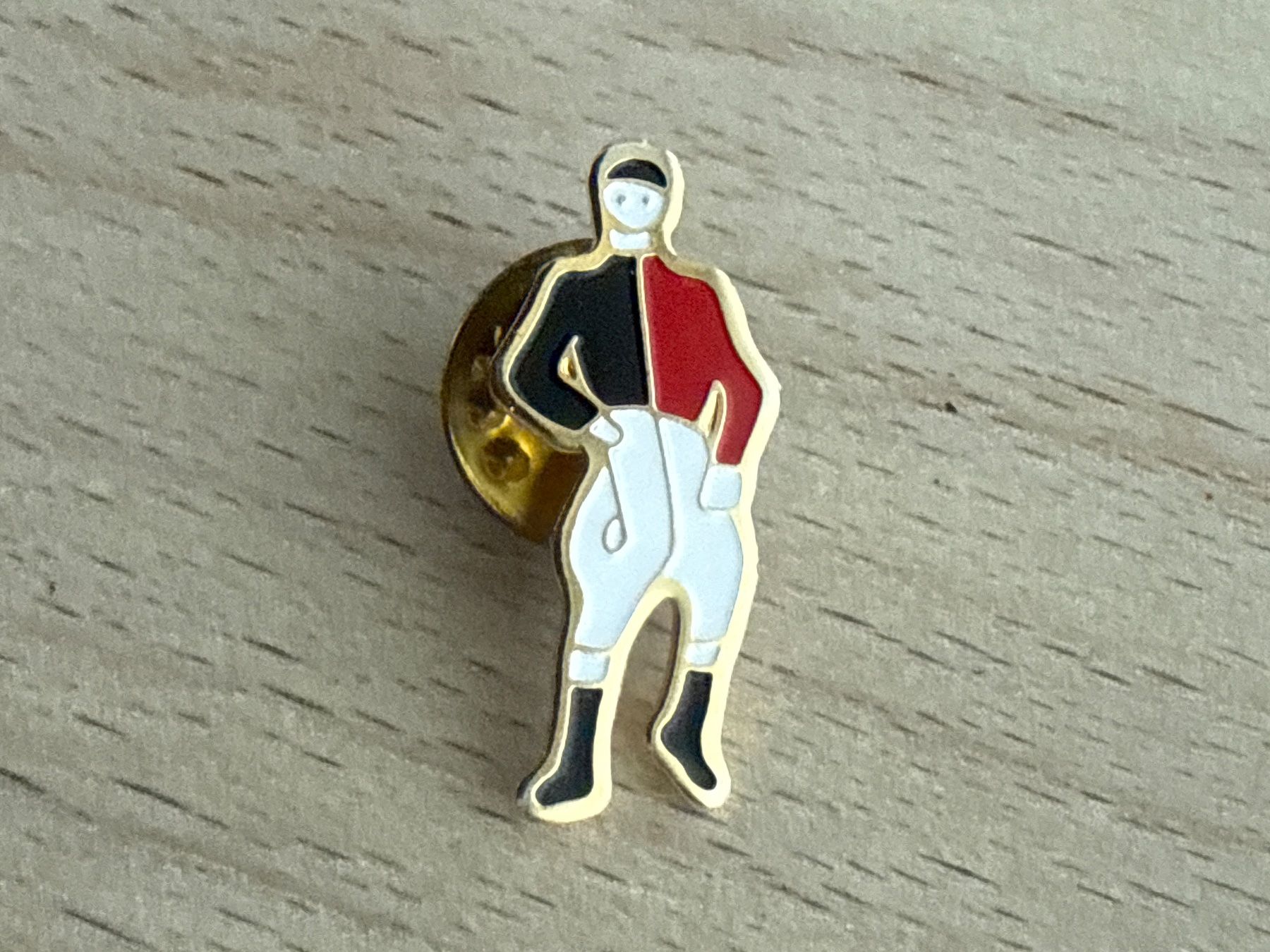 Plaketten & Abzeichen: Pin Jocker Reitsport – Gebraucht aus Glattbrugg von Schweigmatt