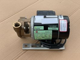 DOMETIC PUMPE / Wasserpumpe für Klimaanlage