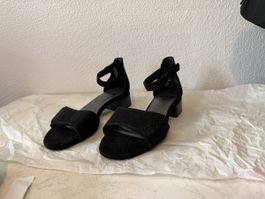 Sandaletten Jana Gr. 36,5 schwarz Abs. 3 cm Klettverschluss