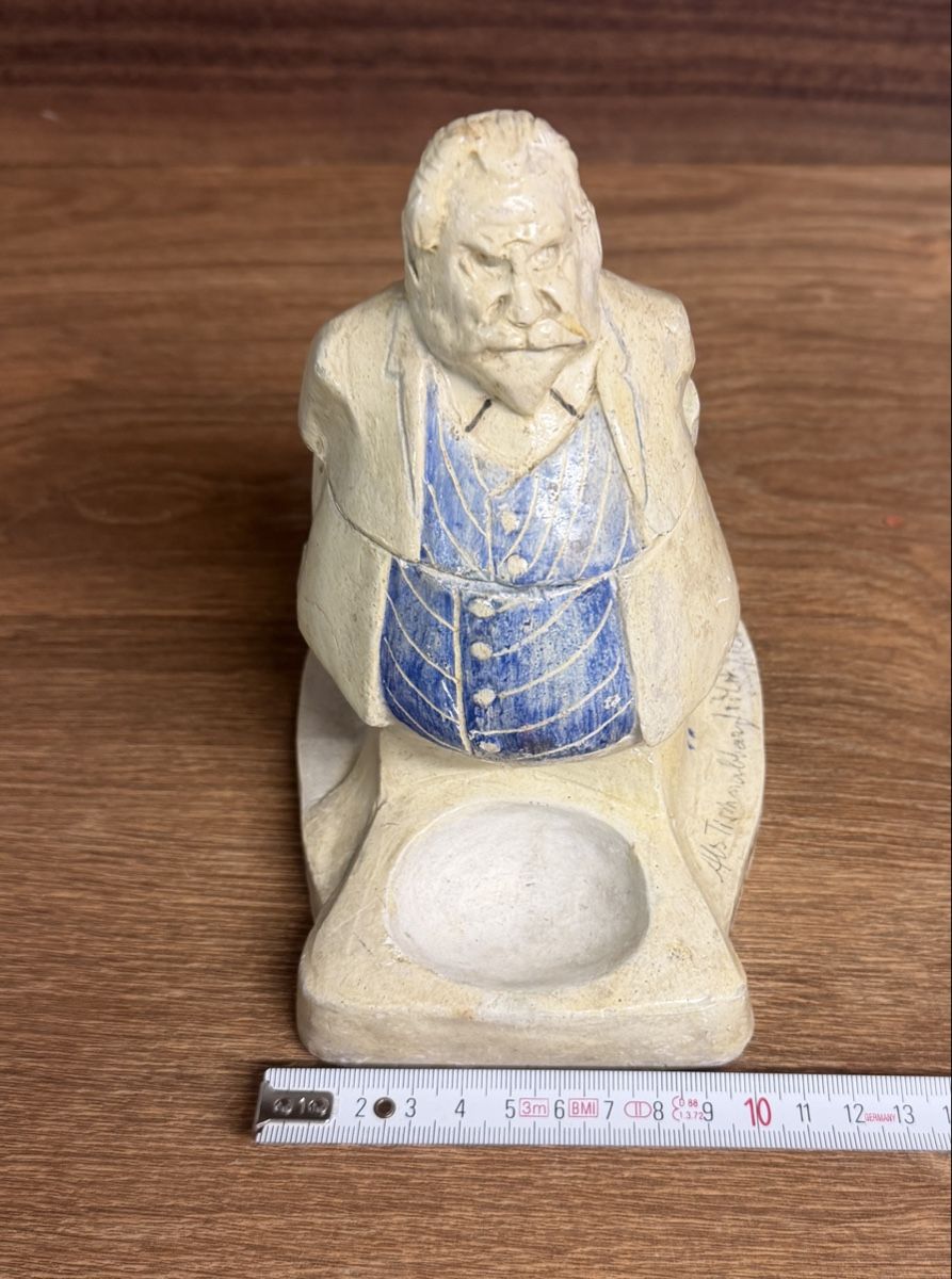 Statuette: Vintage-Sammlerfigur – Usato da Nussbaumen AG venduto da olitech5415