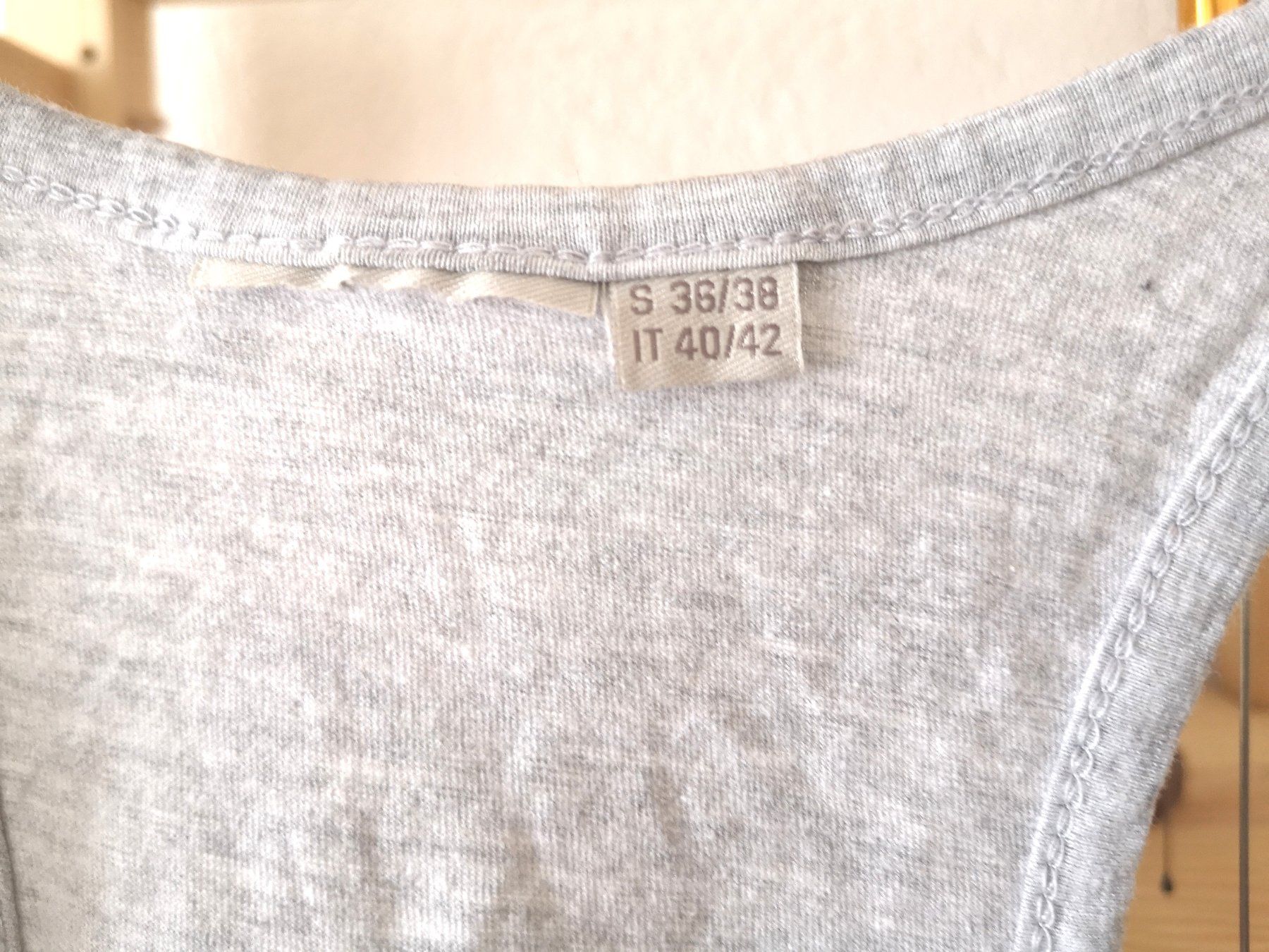 Top: Baumwoll Tank Top Gr. XS/S, 34/36 hellgrau – Nuovo (secondo la descrizione) da Münsingen venduto da Nik_und_Kat 1
