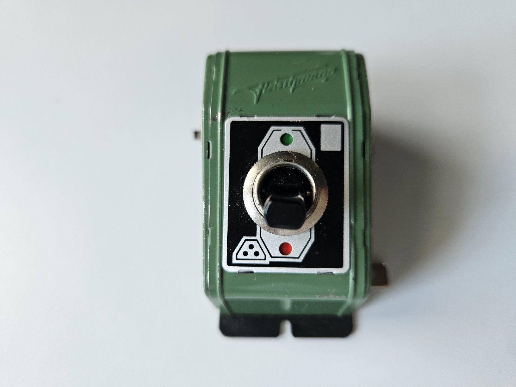 Fleischmann Modelleisenbahnen: Fleischmann 6921 / 515 - commande pour signaux - en métal – Gebraucht aus Echandens von annegug 1