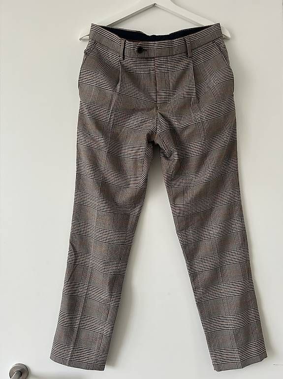 Pantaloni: Chino Stoffhose Grösse 30/29 – Usato da Köniz venduto da Ruffkiid