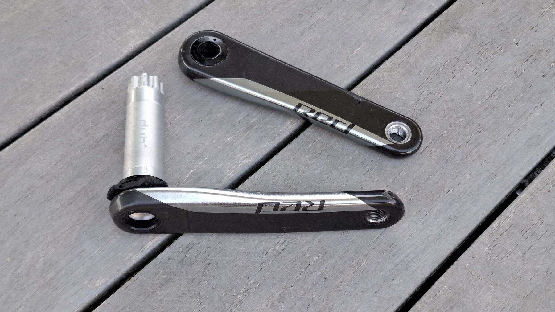 Sram Pezzi di ricambio: SRAM Red Kurbel D1 165mm, DUB – Usato da Aarberg venduto da Reuse_08 1