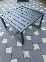 Table carrée de jardin basse