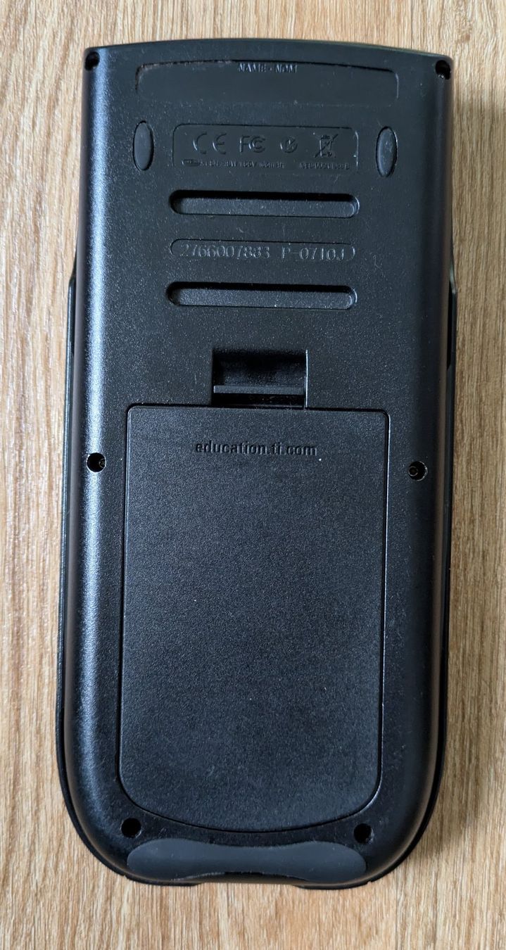 Texas Instruments Taschenrechner: TI-89 Titanium Rechner ab 1.- – Gebraucht aus Zug von twoleftfeets 2