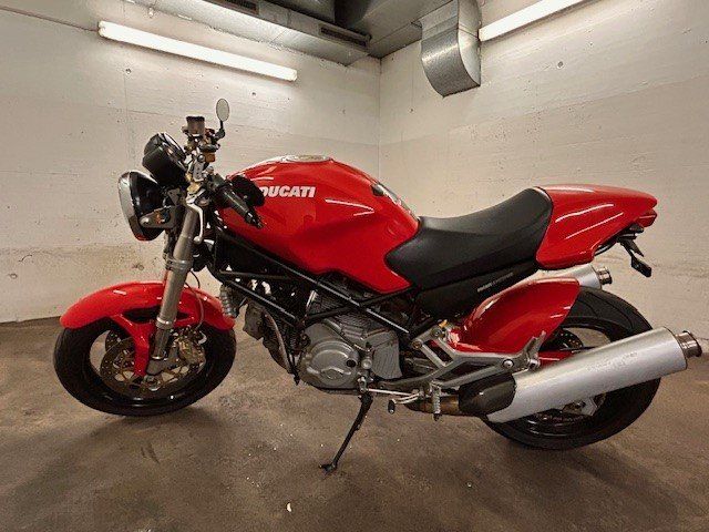 Ducati Strada: Ducati Monster 1000 ie – Usato da Zürich venduto da Emozionivino 3