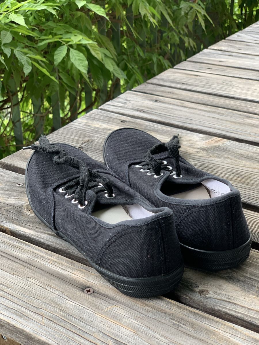 Scarpe da donna: Schwarze Stoffschuhe Gr.39 – Usato da Uster venduto da Flummi 3