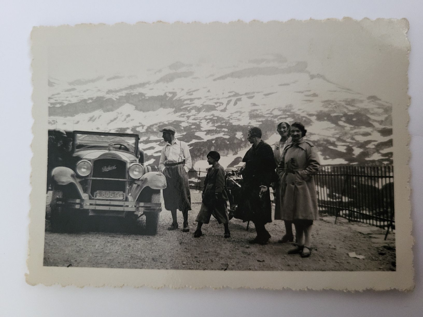 Poster & Bilder: Foto Oldtimer Packhard CH Nummer R1 – Gebraucht aus nunningen von mic_88k2