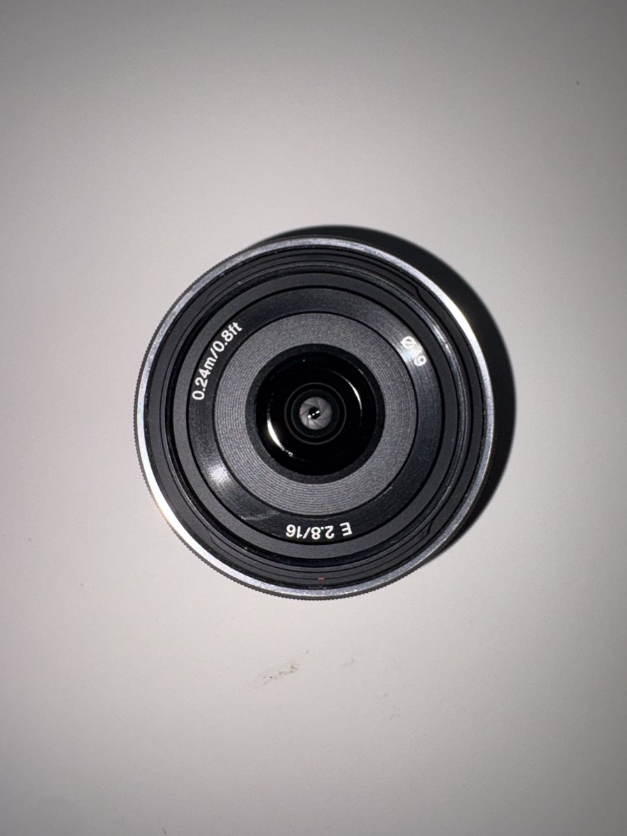 Sony Objectifs: Sony E 16mm f/2.8  – Neuf (Voir description) à Muttenz par nik_6rwp 1