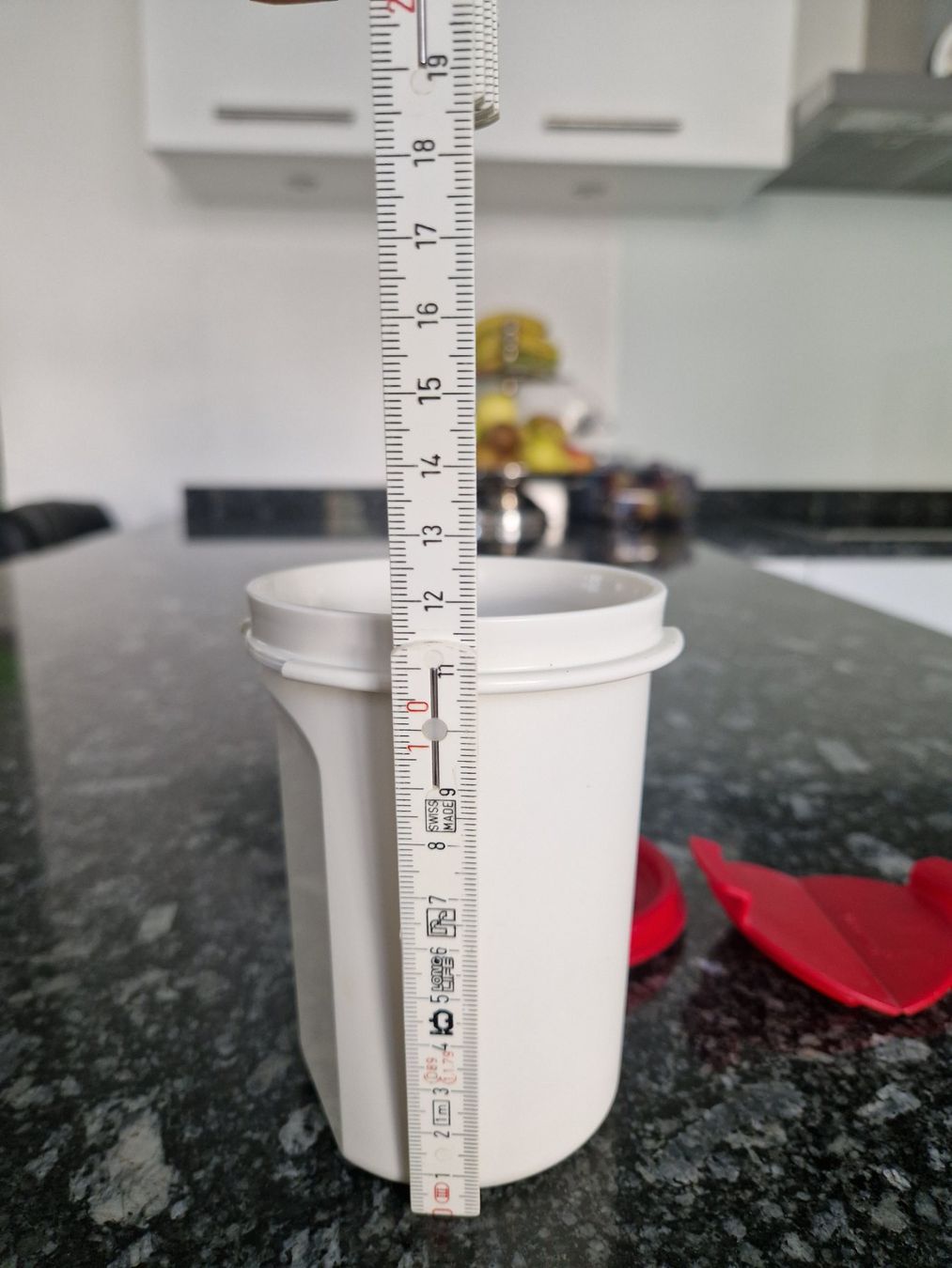 Tupperware Behälter & Ähnliches: Tupperware Streuer - Parmesanstreuer / 440ml – Gebraucht aus Mezzovico von maemy 2