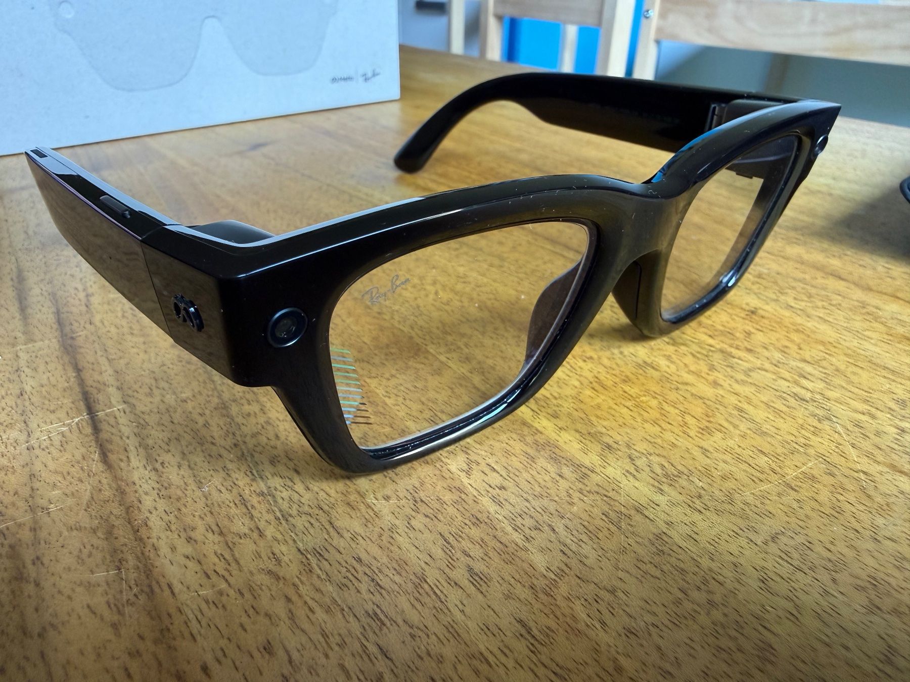 Ray-Ban Occhiali & Lenti: Meta Ray-Ban Display Smartglasses mit Neural Band – Usato da Zürich venduto da knator 1