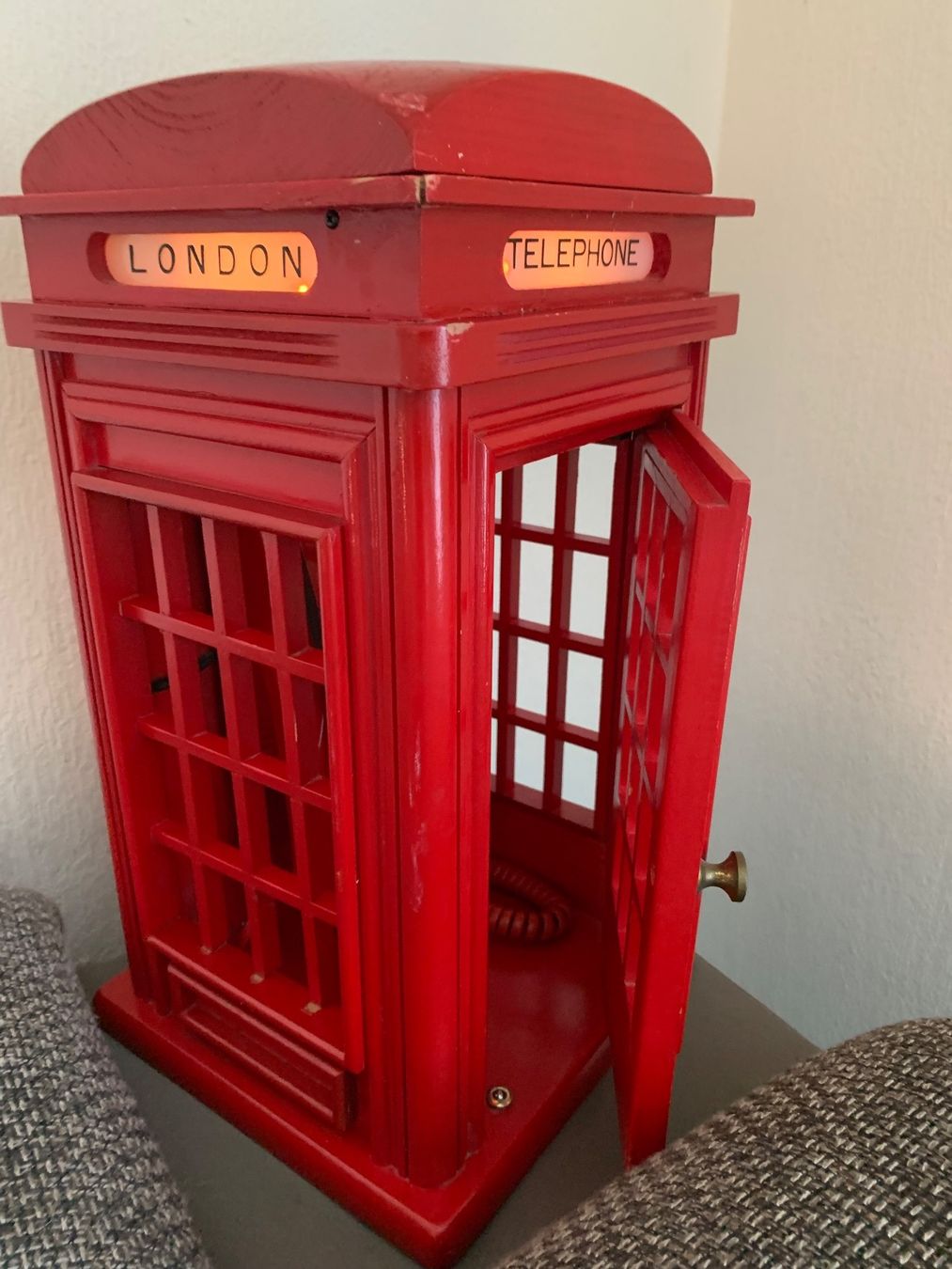 Telefoni: Téléphone décoratif cabine anglaise – Usato da Renens VD venduto da AS2COEUR 2