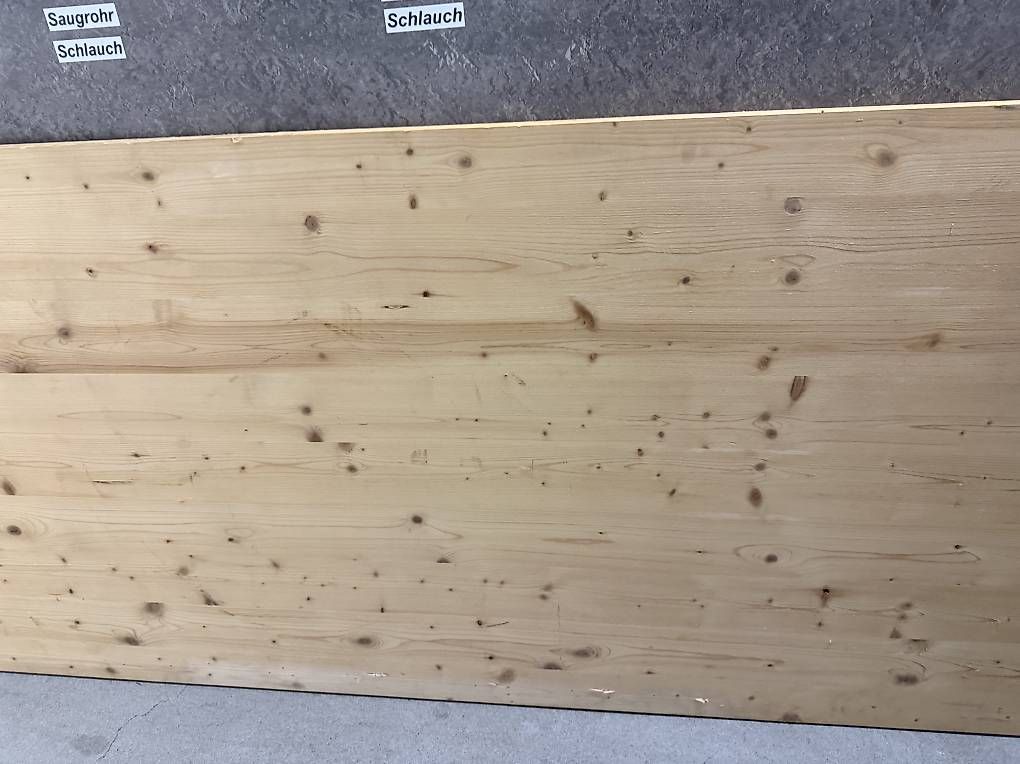 Articoli in legno: Diverse Holztafeln – Usato da Olten venduto da rse_j8lx 1
