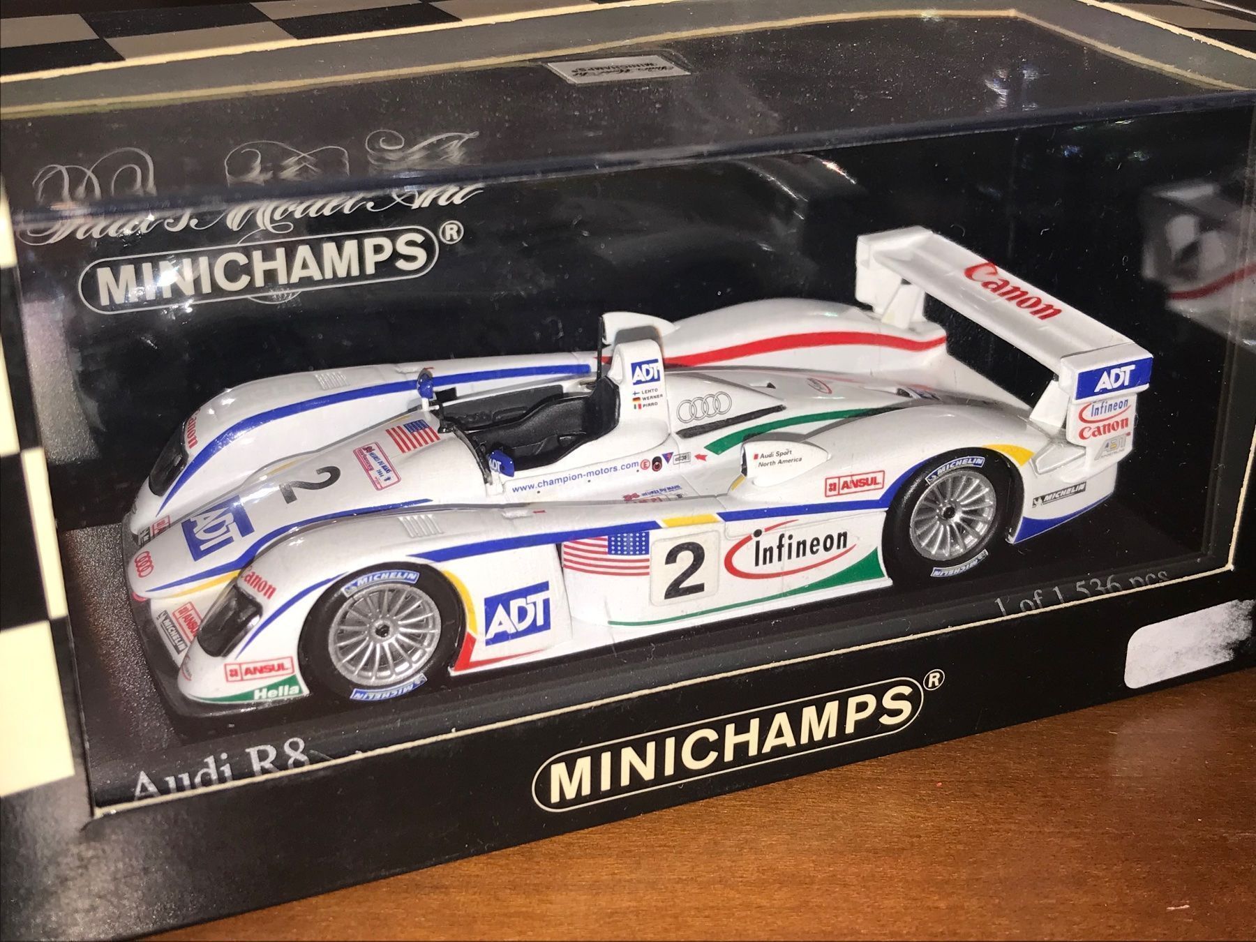 Minichamps Modellautos: Audi R8 Champion Racing 1/43 LM 2004 – Neu (gemäss Beschreibung) aus Wohlen AG von PrivatSammlung
