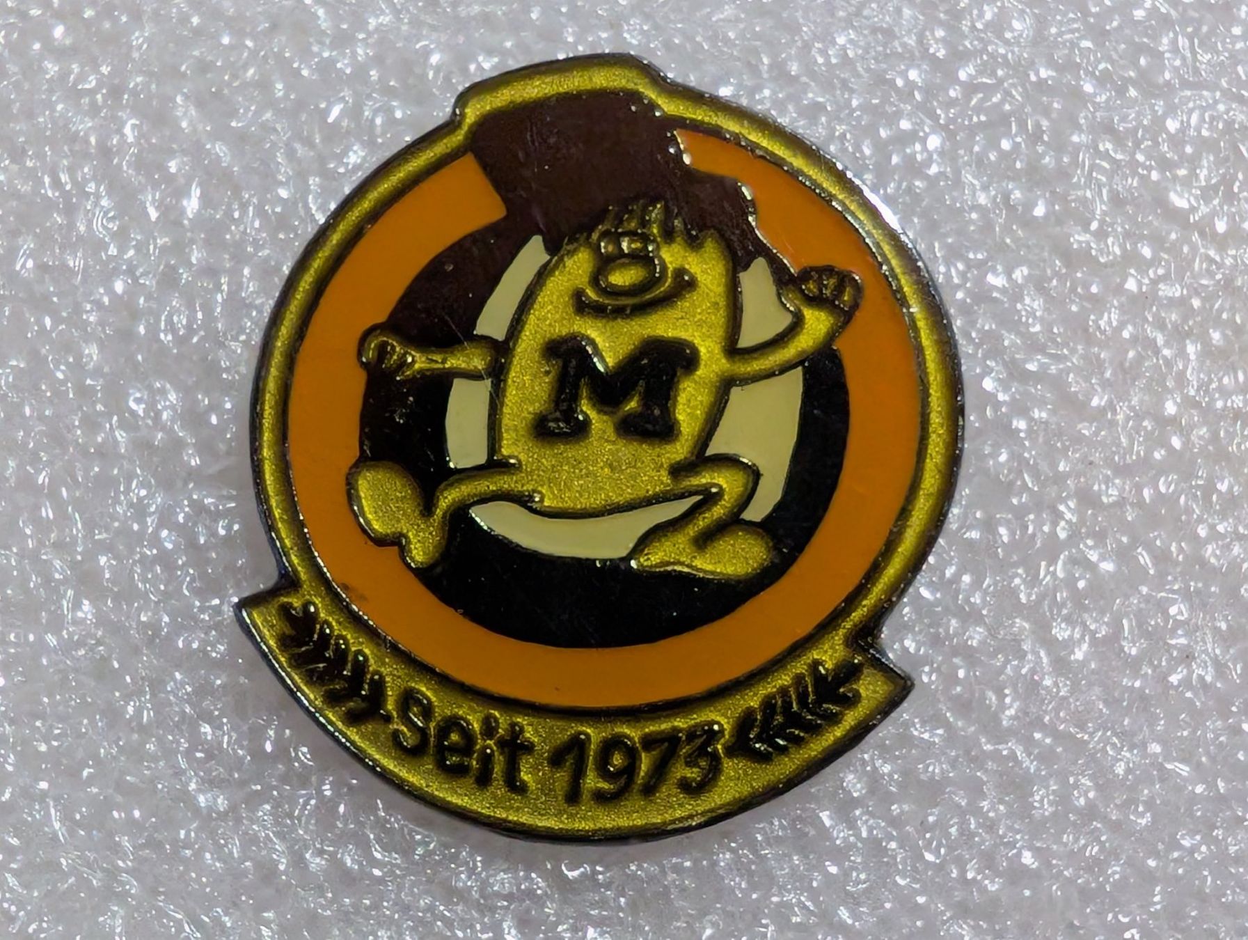 Plaquettes & Badges: Ansteckpin 250: – D'occasion à Oppligen par Pin-Fall-Shop