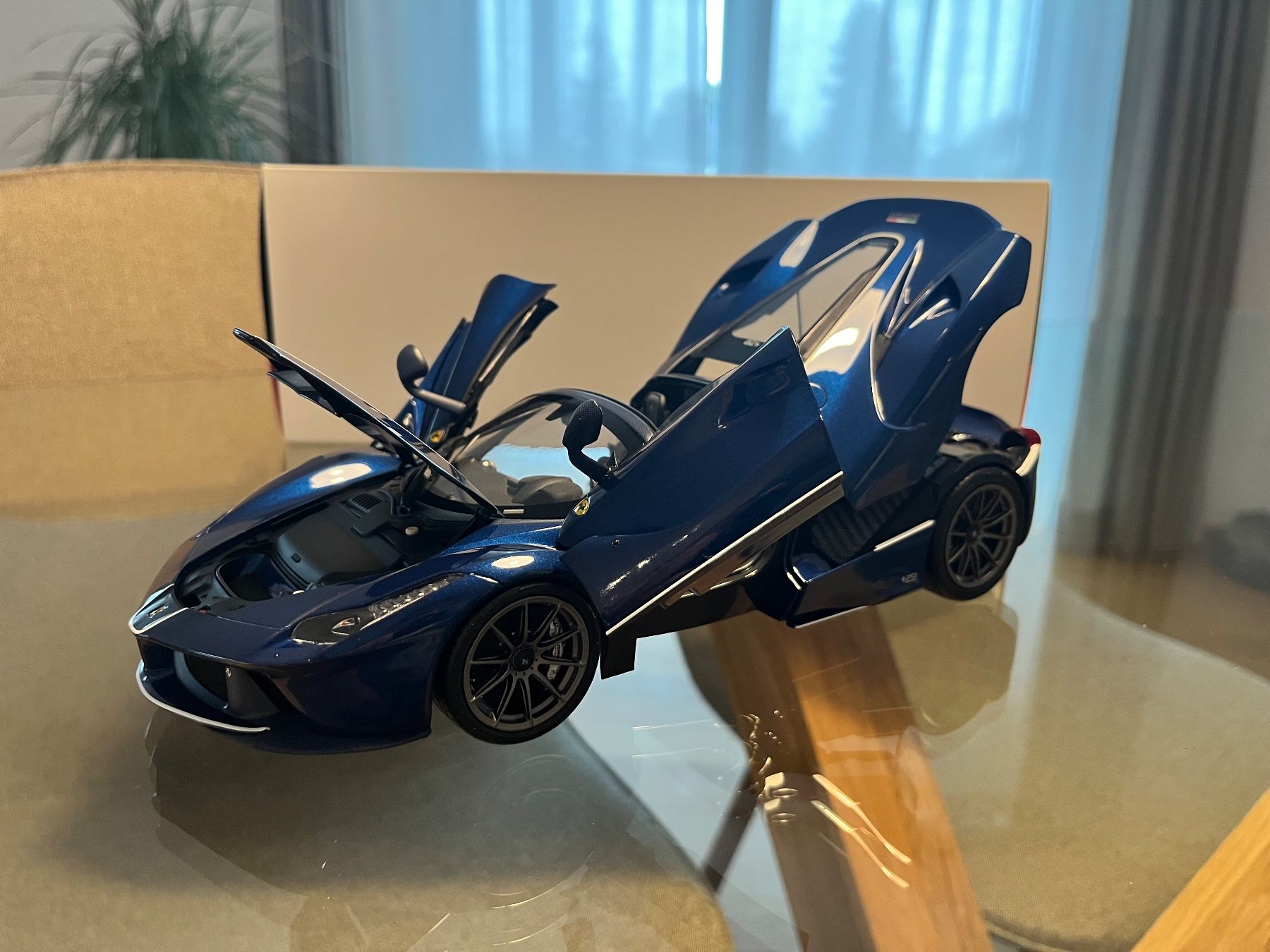 BBR Models Modellini d'auto: 1:18 Ferrari LaFerrari Aperta BBR – Nuovo (secondo la descrizione) da Kradolf venduto da Zimi78 5