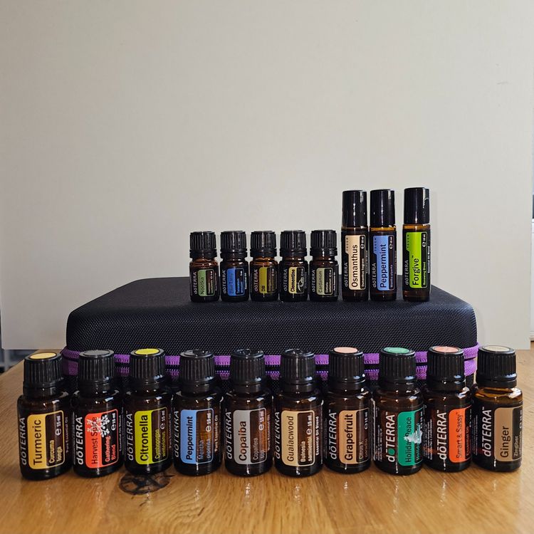 🌿 Verkaufe 18 Original doTERRA ätherische Öle – Stark red (Neu und ...