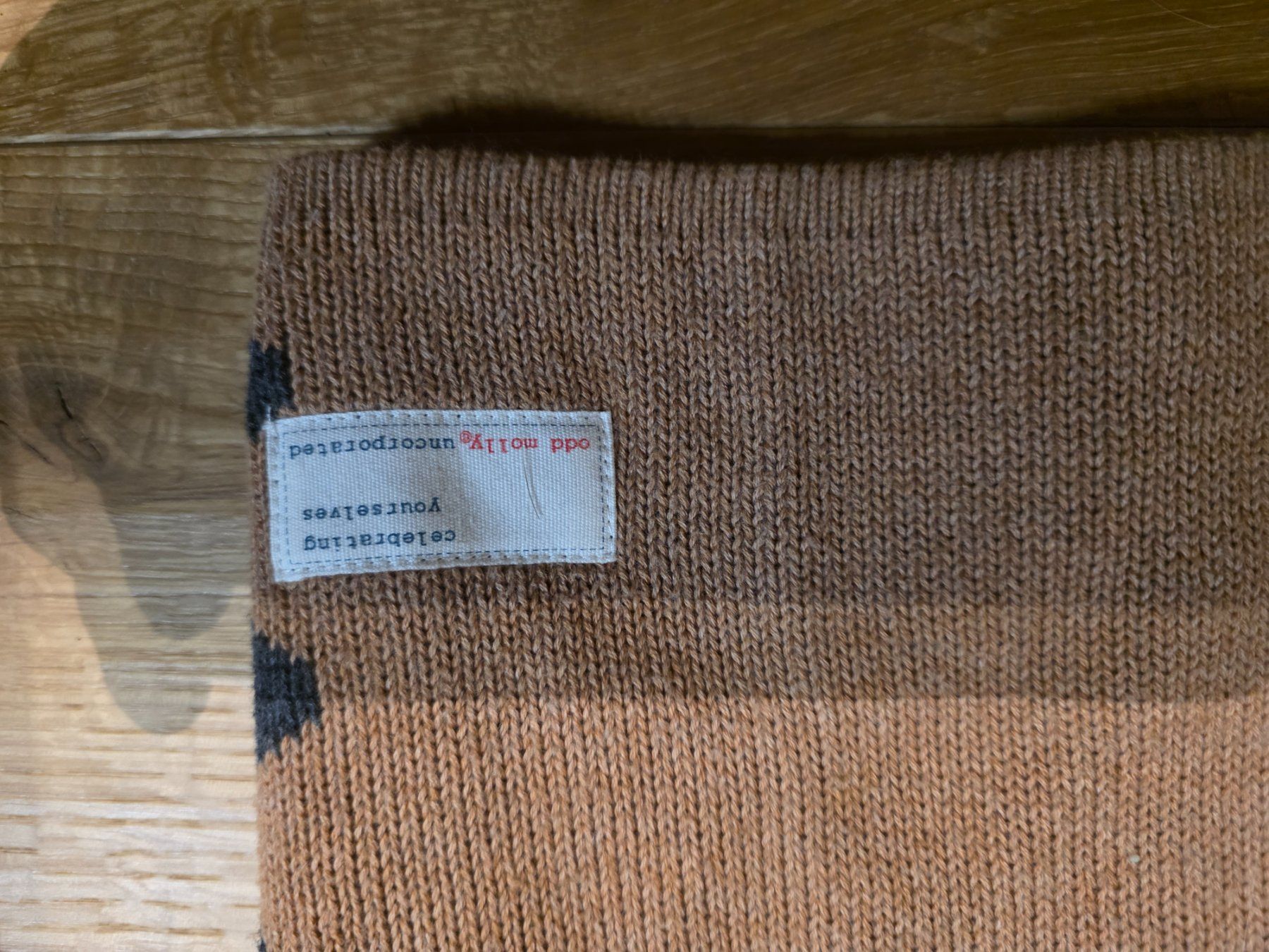 Odd Molly Maglioni & Felpe: einmaliger Pullover Odd Molly 604 Grösse 2 = 38/40 – Usato da Walterswil BE venduto da Lonitti 3